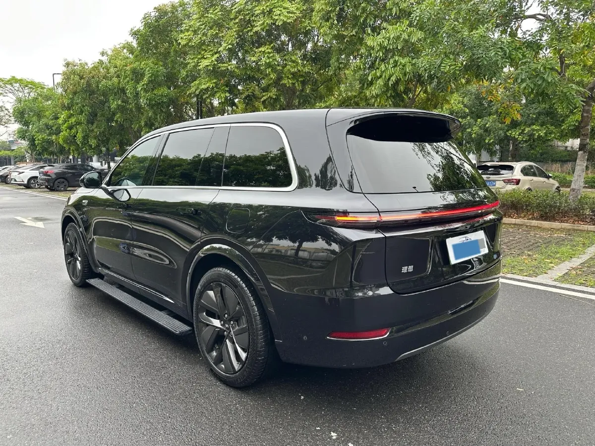 2024 Li L9 Range Extended 154HP REEV 52.3KWH,autocango,china used car exporter,china ev exporter,chinese used car exporter,chinese used ev exporter