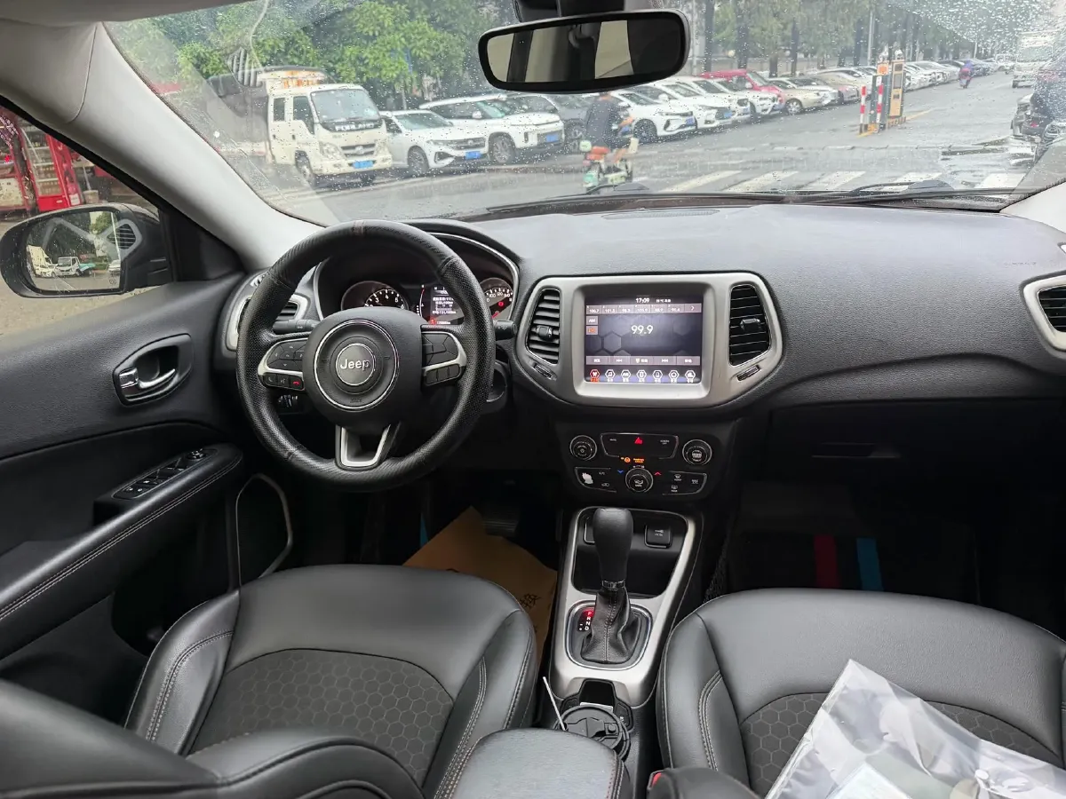 2019 Jeep Compass 1.3T 173HP L4 7DCT,autocango,china used car exporter,china ev exporter,chinese used car exporter,chinese used ev exporter