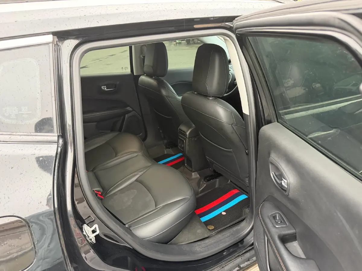 2019 Jeep Compass 1.3T 173HP L4 7DCT,autocango,china used car exporter,china ev exporter,chinese used car exporter,chinese used ev exporter