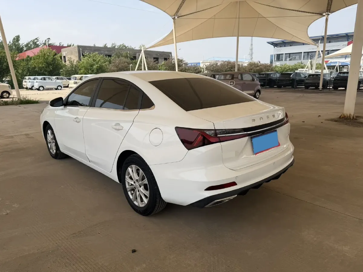 2024 Roewe i5 1.5L 129HP L4 CVT,autocango,china used car exporter,china ev exporter,chinese used car exporter,chinese used ev exporter