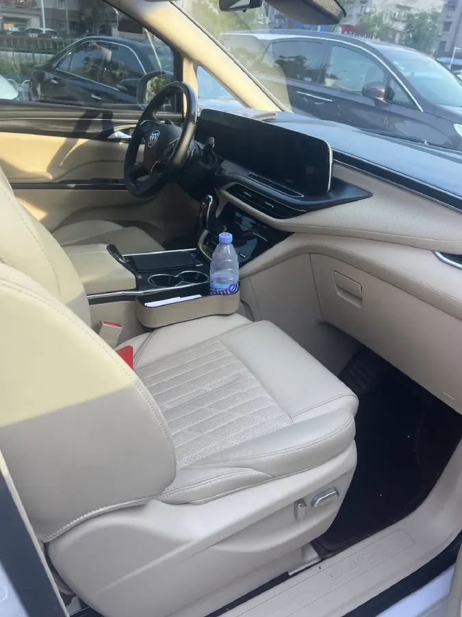 2022 Buick GL8 2.0T 237HP L4 9AT,autocango,china used car exporter,china ev exporter,chinese used car exporter,chinese used ev exporter