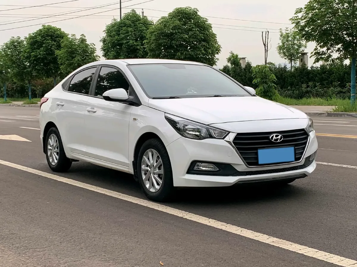 2016 Hyundai Verna 1.4L 100HP L4 6MT,autocango,china used car exporter,china ev exporter,chinese used car exporter,chinese used ev exporter