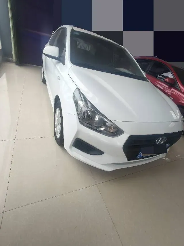 2017 Hyundai Reina 1.4L 95HP L4 5MT,autocango,china used car exporter,china ev exporter,chinese used car exporter,chinese used ev exporter