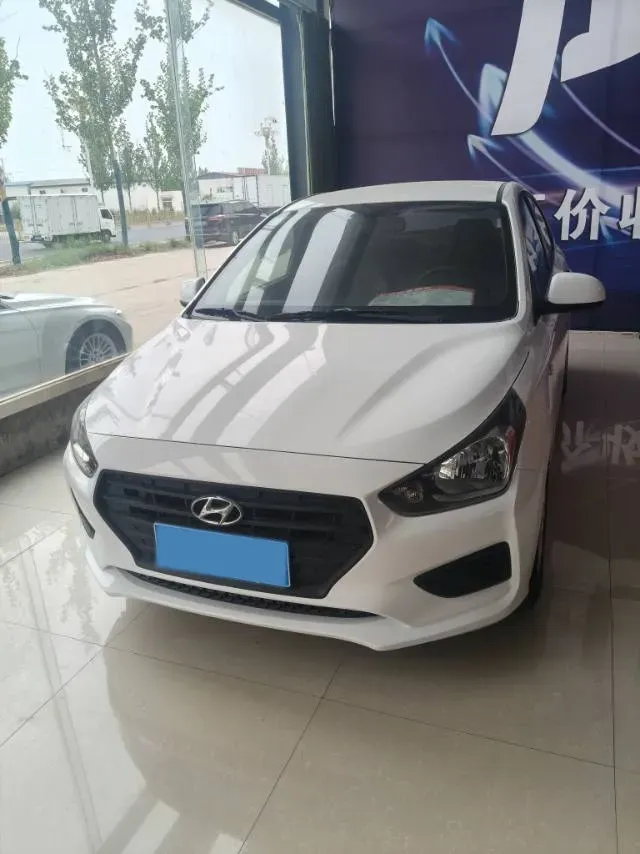 2017 Hyundai Reina 1.4L 95HP L4 5MT,autocango,china used car exporter,china ev exporter,chinese used car exporter,chinese used ev exporter