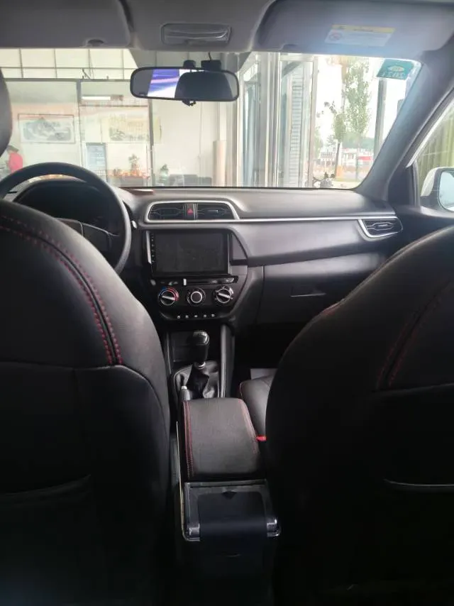 2017 Hyundai Reina 1.4L 95HP L4 5MT,autocango,china used car exporter,china ev exporter,chinese used car exporter,chinese used ev exporter