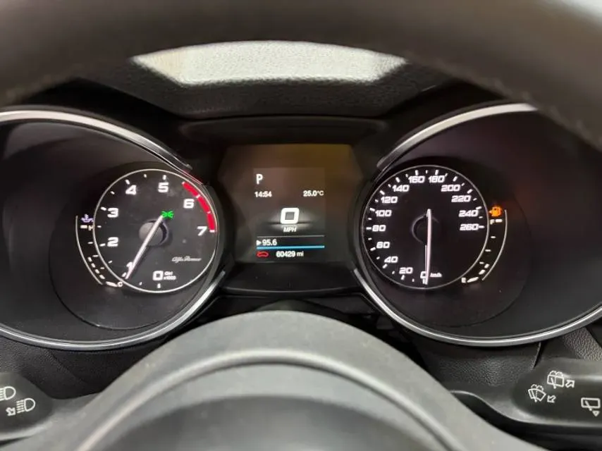 2017 Lexus NX 2.0T 238HP L4 6AT,autocango,china used car exporter,china ev exporter,chinese used car exporter,chinese used ev exporter