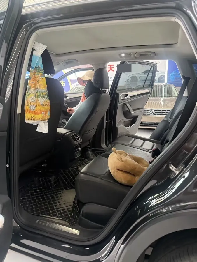 2020 Volkswagen Tayron 2.0T 186HP L4 7DCT,autocango,china used car exporter,china ev exporter,chinese used car exporter,chinese used ev exporter