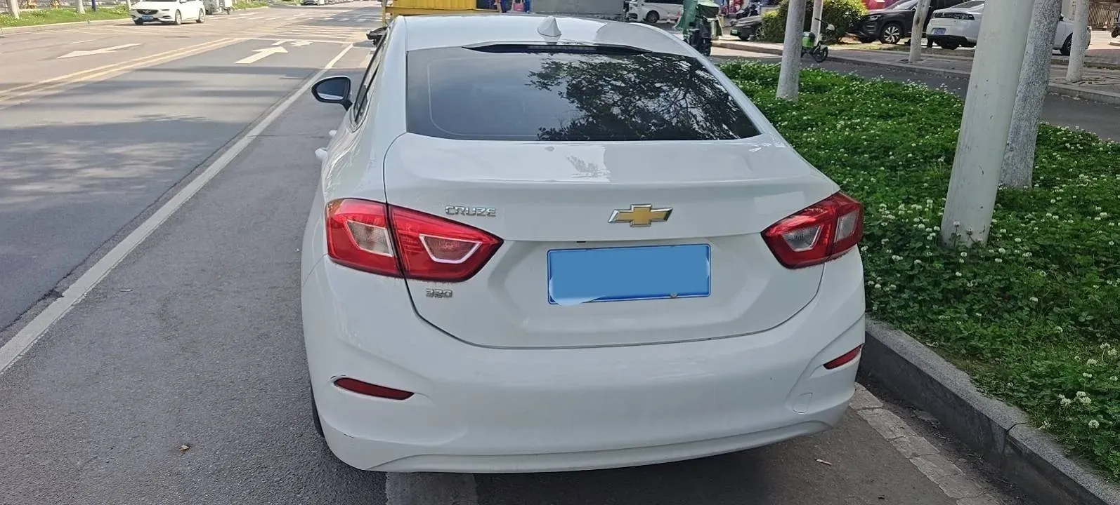 2018 Chevrolet Cruze 1.5L 114HP L4 6AT,autocango,china used car exporter,china ev exporter,chinese used car exporter,chinese used ev exporter