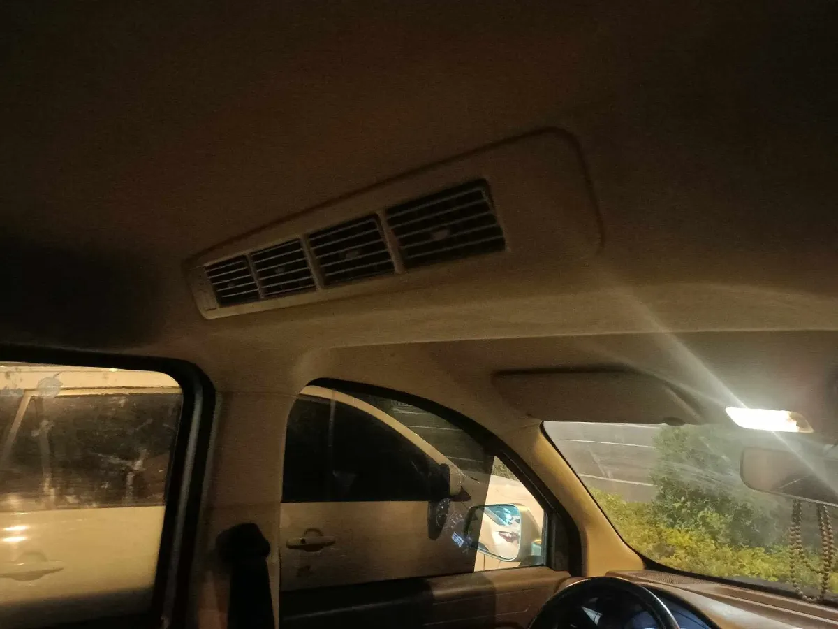 2015 WuLing RongGuang V 1.5L 112HP L4 5MT,autocango,china used car exporter,china ev exporter,chinese used car exporter,chinese used ev exporter