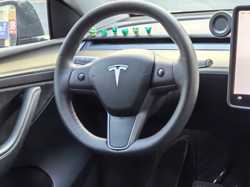 2022 Tesla Model Y BEV 60KWH,autocango,china used car exporter,china ev exporter,chinese used car exporter,chinese used ev exporter