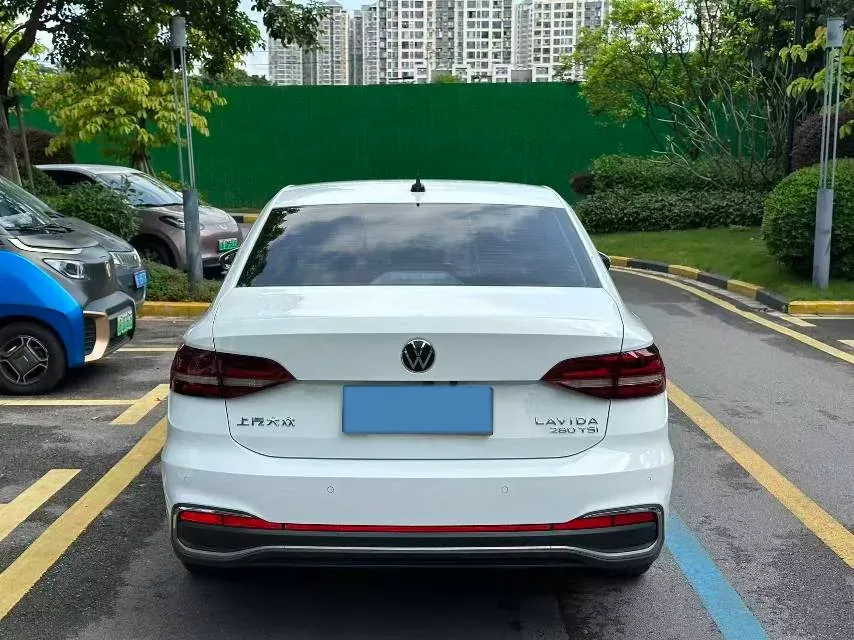 2023 Volkswagen Lavida 1.4T 150HP L4 7DCT,autocango,china used car exporter,china ev exporter,chinese used car exporter,chinese used ev exporter