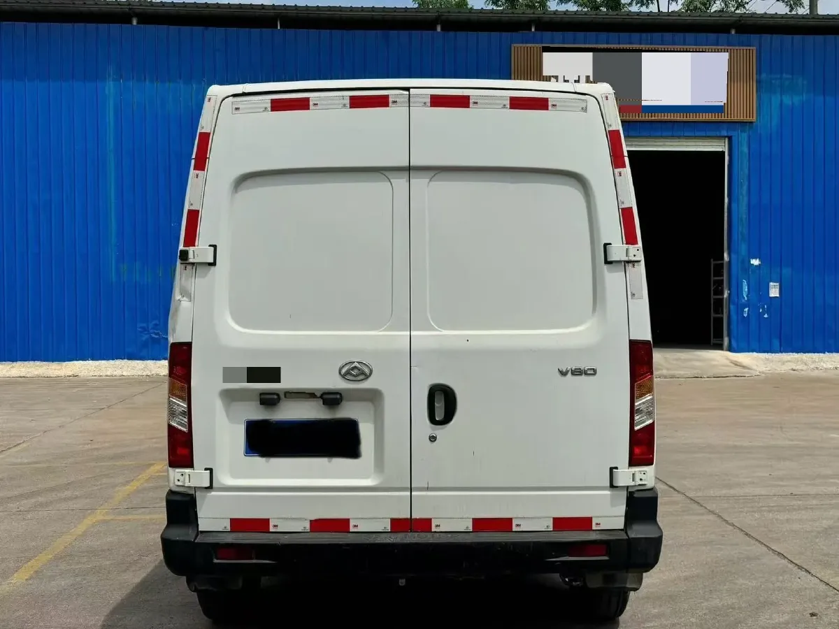 2020 MAXUS XinTu V80 2.5T 136HP L4 6MT,autocango,china used car exporter,china ev exporter,chinese used car exporter,chinese used ev exporter