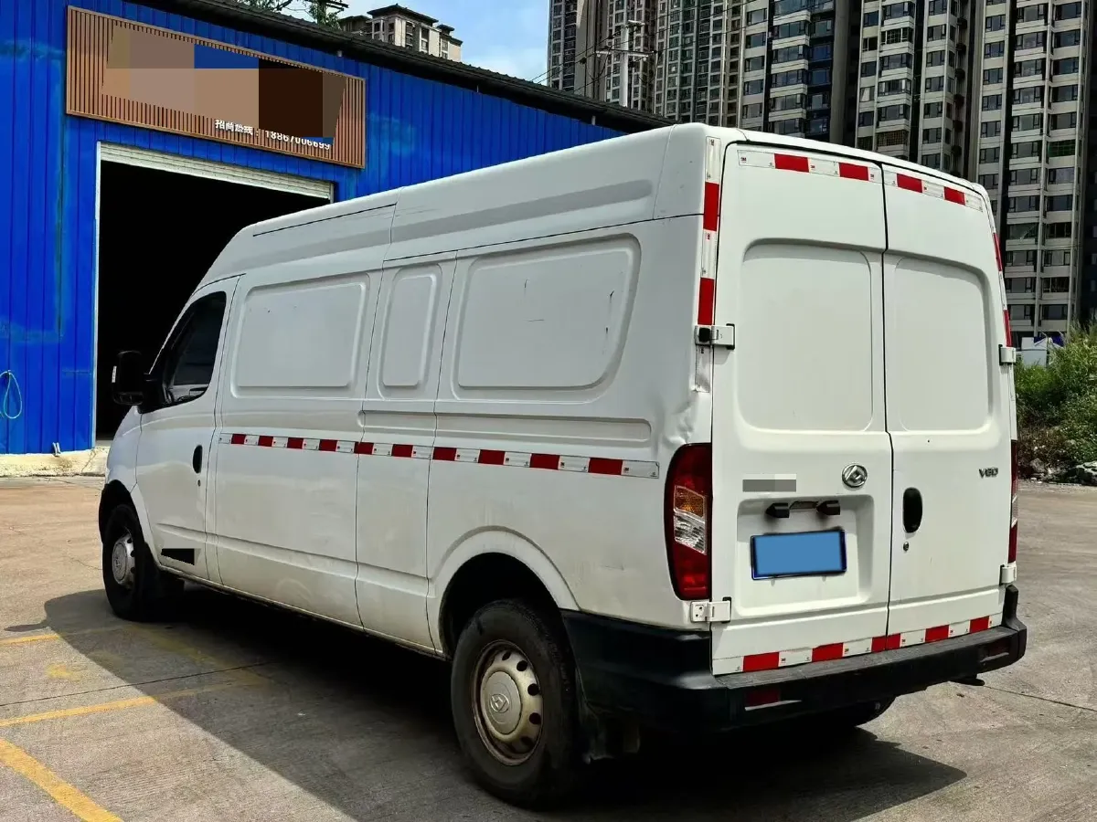 2020 MAXUS XinTu V80 2.5T 136HP L4 6MT,autocango,china used car exporter,china ev exporter,chinese used car exporter,chinese used ev exporter