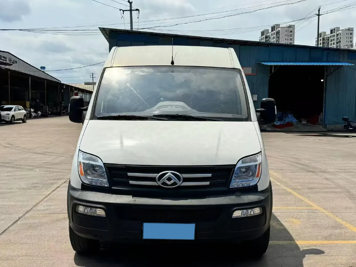 2020 MAXUS XinTu V80 2.5T 136HP L4 6MT,autocango,china used car exporter,china ev exporter,chinese used car exporter,chinese used ev exporter