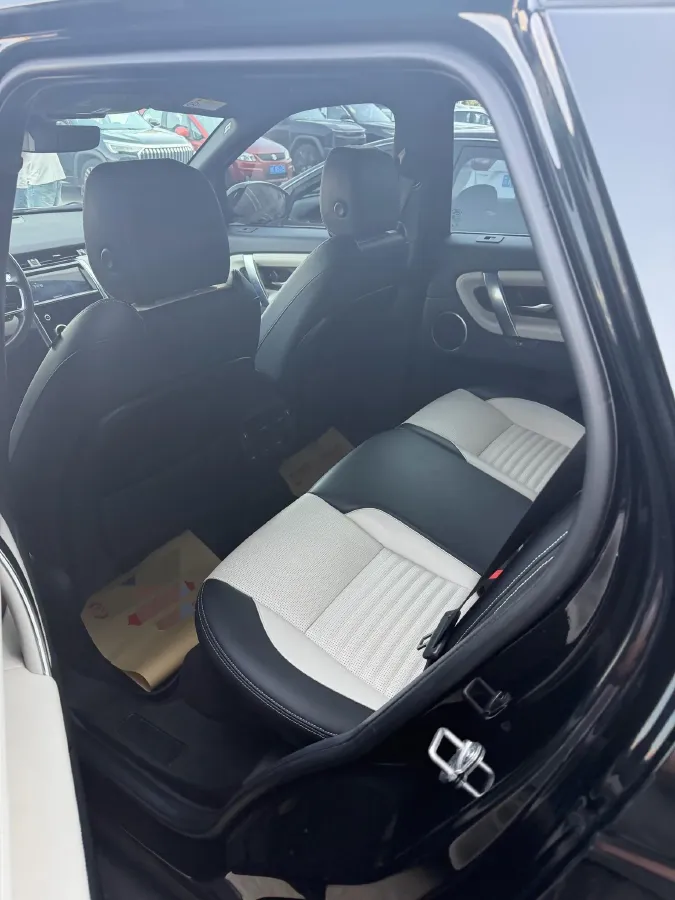 2022 Land Rover Discovery Sport 2.0T 249HP L4 9AT,autocango,china used car exporter,china ev exporter,chinese used car exporter,chinese used ev exporter