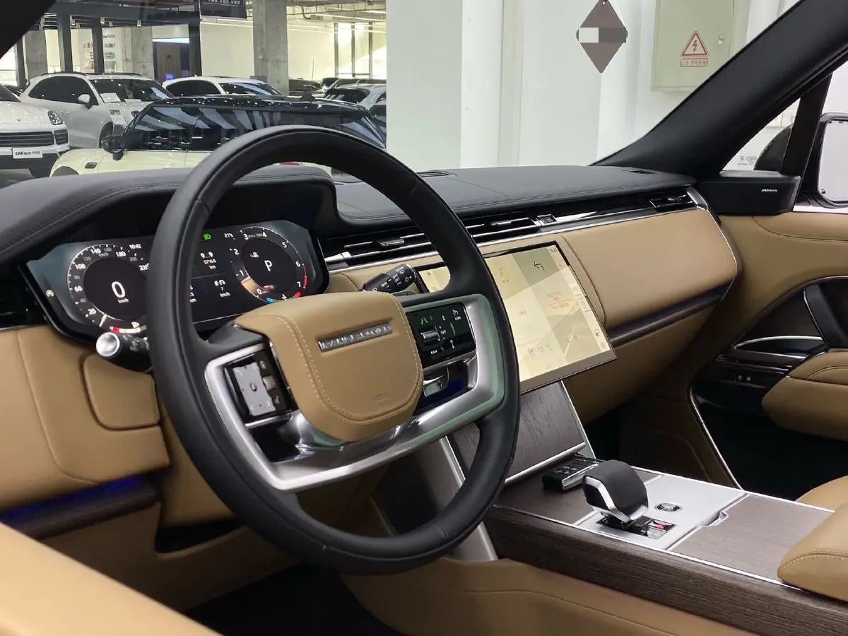 2025 Land Rover Range Rover 3.0T 400HP L6 8AT,autocango,china used car exporter,china ev exporter,chinese used car exporter,chinese used ev exporter