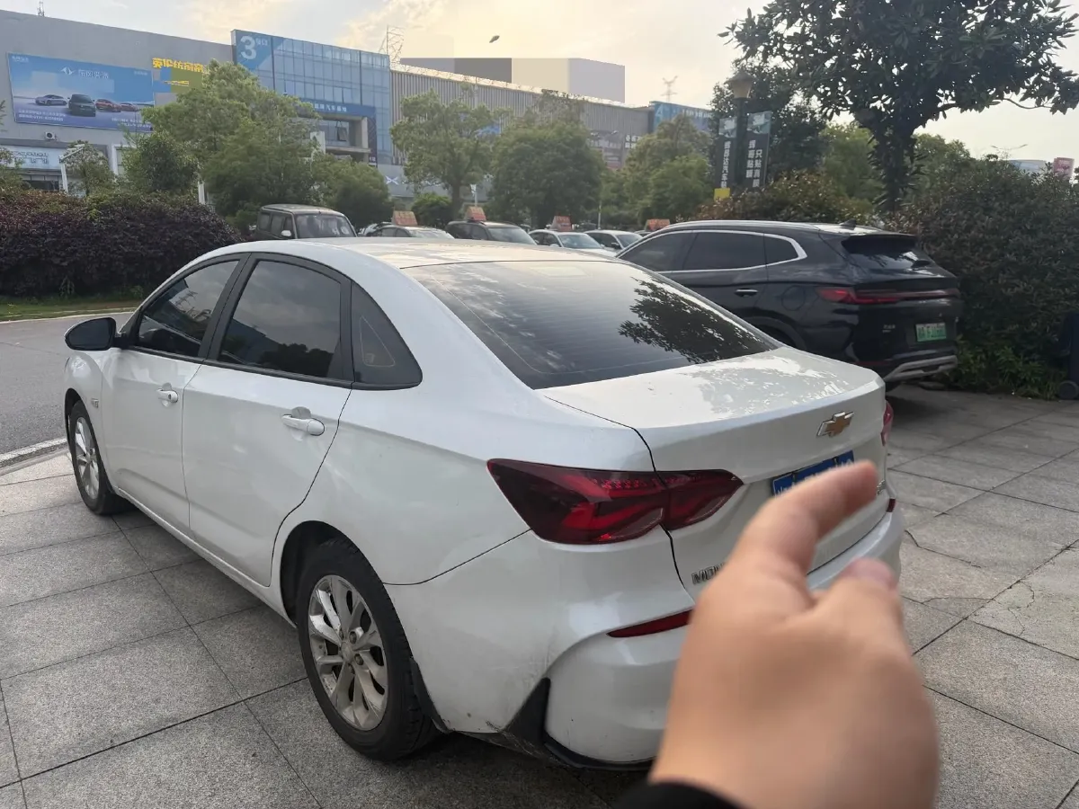 2023 Chevrolet Monza 1.5L 113HP L4 6DCT,autocango,china used car exporter,china ev exporter,chinese used car exporter,chinese used ev exporter