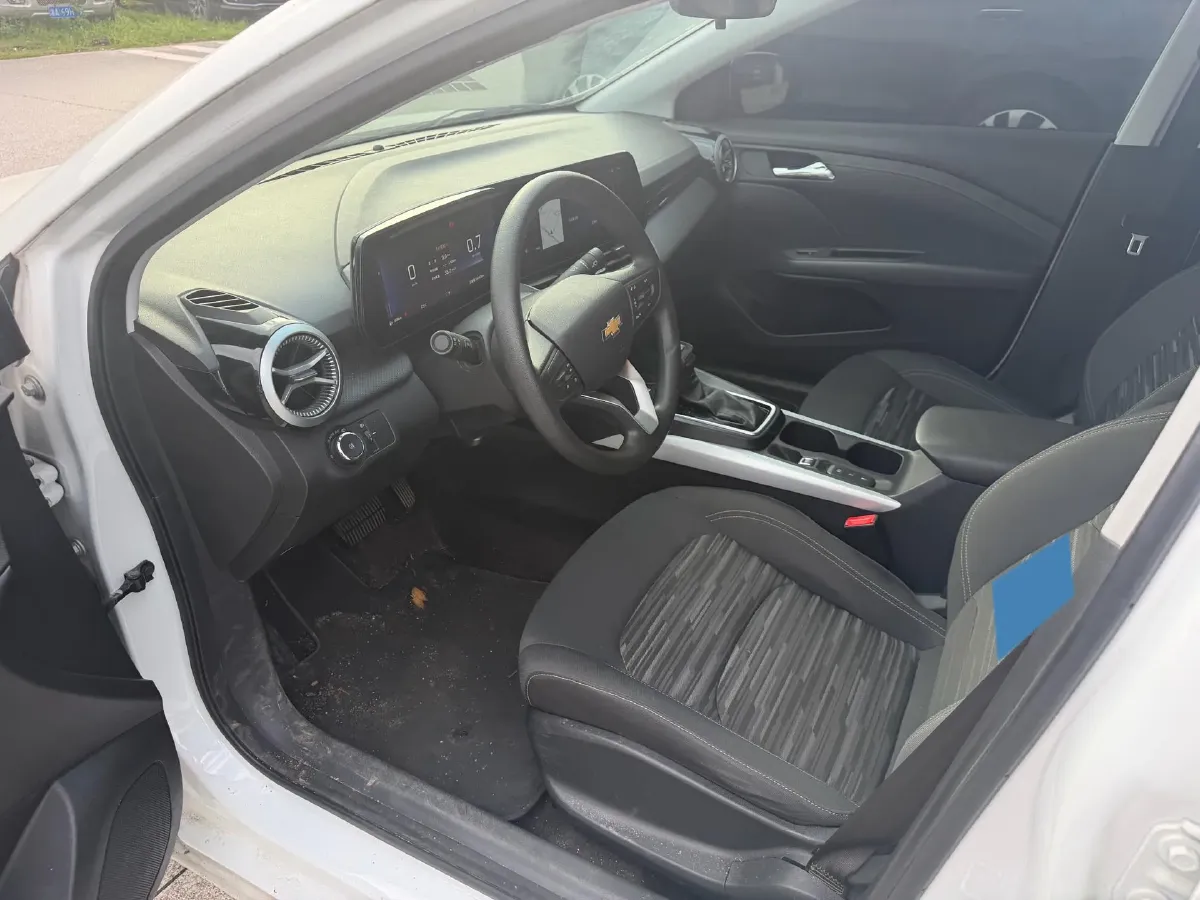 2023 Chevrolet Monza 1.5L 113HP L4 6DCT,autocango,china used car exporter,china ev exporter,chinese used car exporter,chinese used ev exporter