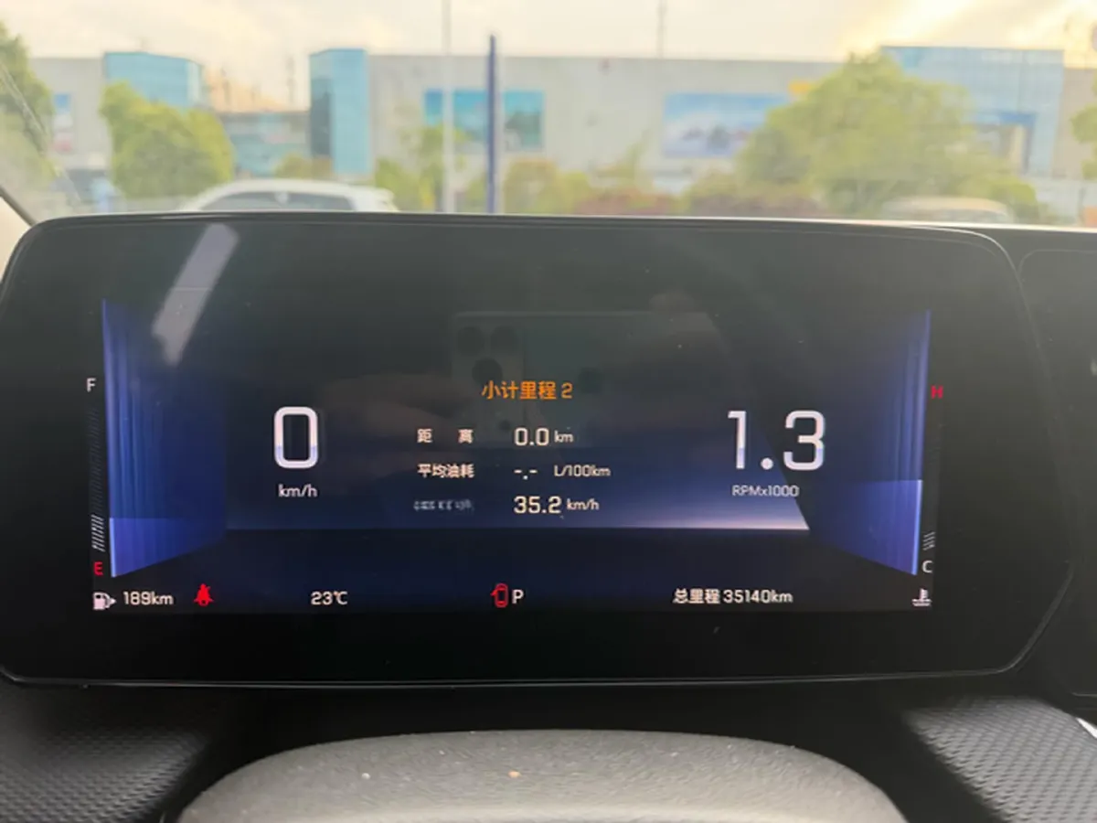 2023 Chevrolet Monza 1.5L 113HP L4 6DCT,autocango,china used car exporter,china ev exporter,chinese used car exporter,chinese used ev exporter