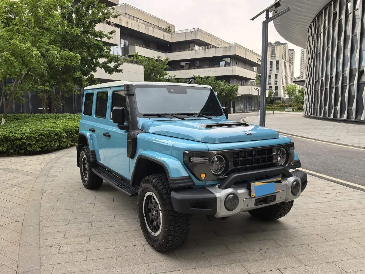 2025 212 212 T01 2.0T 252HP L4 8AT,autocango,china used car exporter,china ev exporter,chinese used car exporter,chinese used ev exporter