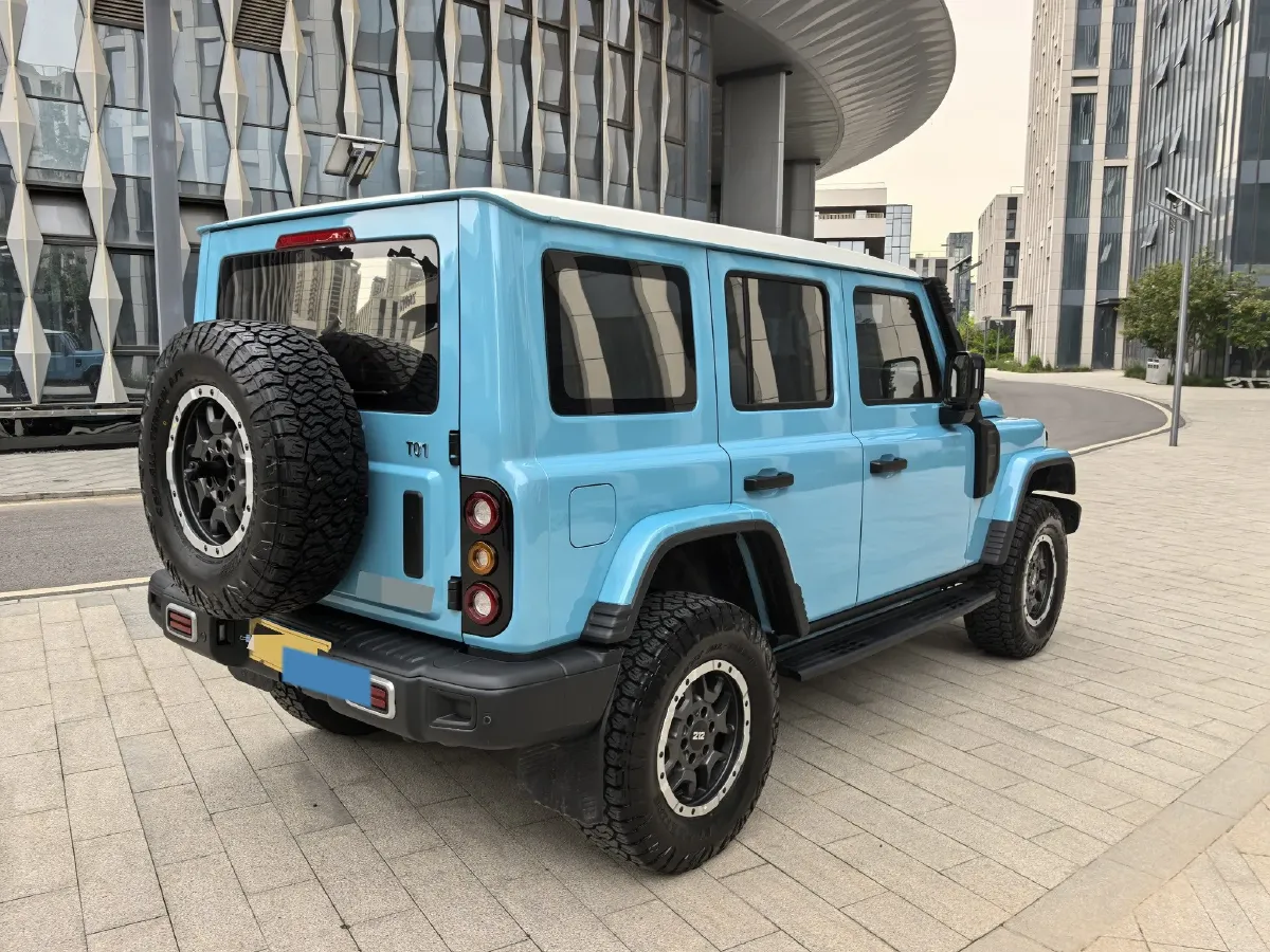 2025 212 212 T01 2.0T 252HP L4 8AT,autocango,china used car exporter,china ev exporter,chinese used car exporter,chinese used ev exporter