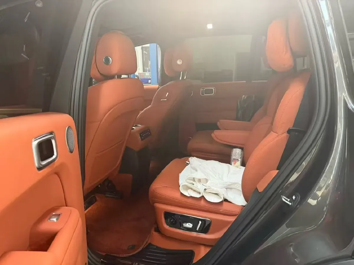 2024 Volvo S60 2.0T 197HP L4 7DCT,autocango,china used car exporter,china ev exporter,chinese used car exporter,chinese used ev exporter