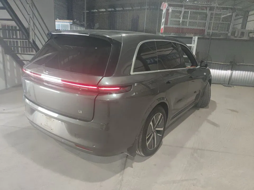 2024 Volvo S60 2.0T 197HP L4 7DCT,autocango,china used car exporter,china ev exporter,chinese used car exporter,chinese used ev exporter