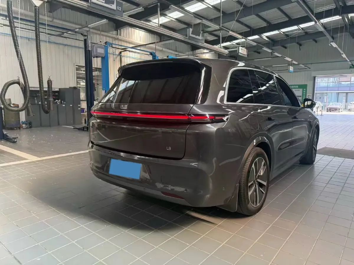 2024 Volvo S60 2.0T 197HP L4 7DCT,autocango,china used car exporter,china ev exporter,chinese used car exporter,chinese used ev exporter