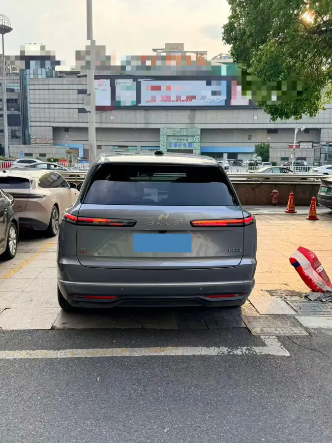 2025 ONVO L90 BEV,autocango,china used car exporter,china ev exporter,chinese used car exporter,chinese used ev exporter