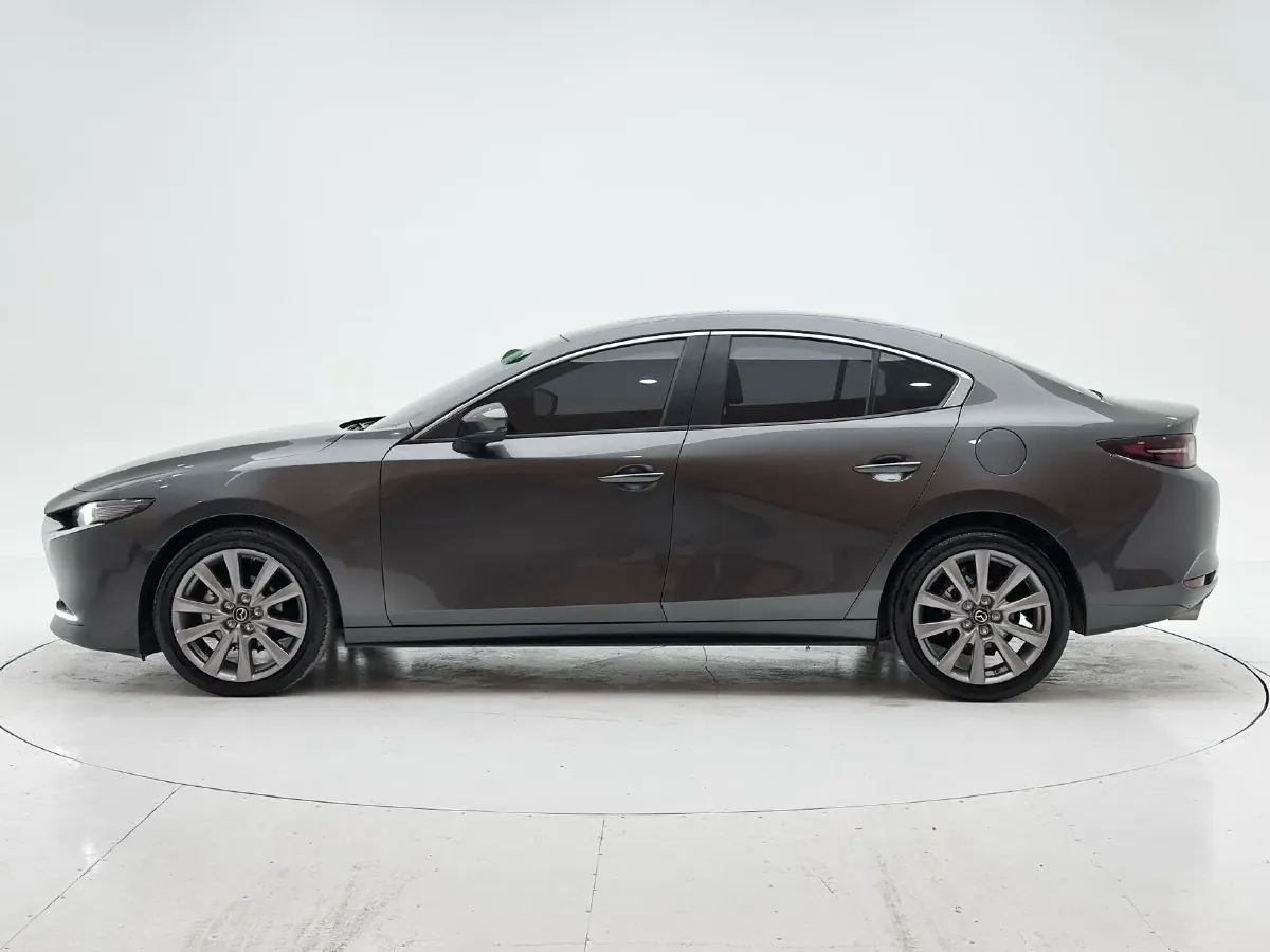 2022 Mazda 3 Axela 2.0L 158HP L4 6AT,autocango,china used car exporter,china ev exporter,chinese used car exporter,chinese used ev exporter