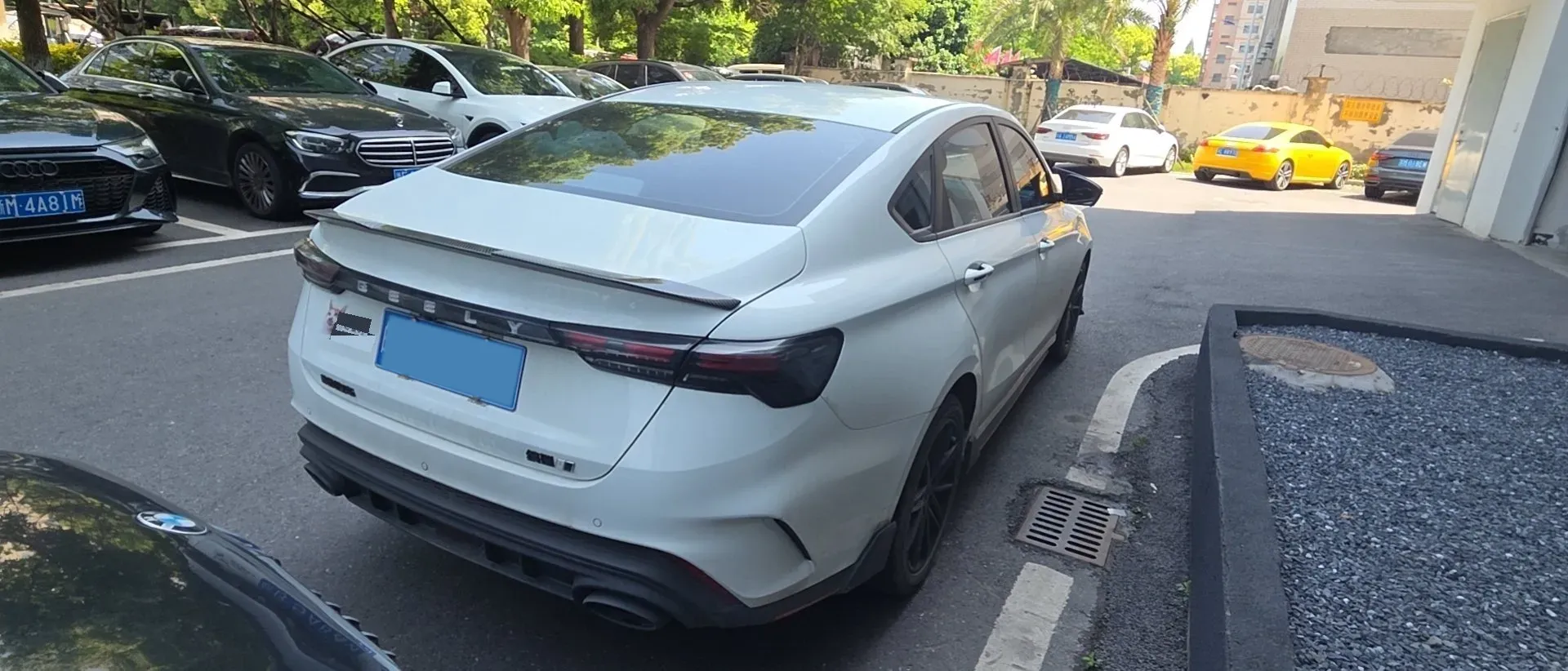 2022 Geely Binray 1.5T 181HP L4 7DCT,autocango,china used car exporter,china ev exporter,chinese used car exporter,chinese used ev exporter