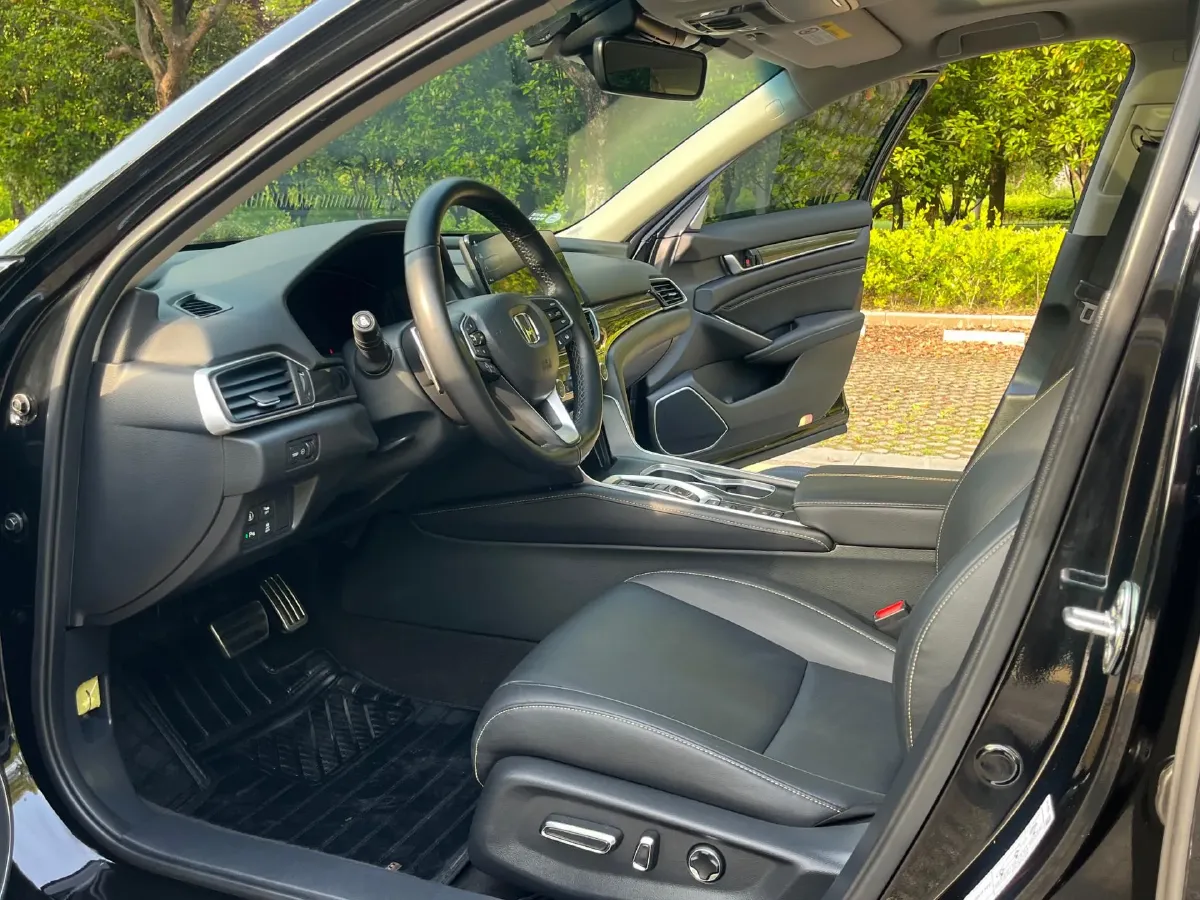 2022 Honda Accord 2.0L 146HP L4 E-CVT Hybrid,autocango,china used car exporter,china ev exporter,chinese used car exporter,chinese used ev exporter