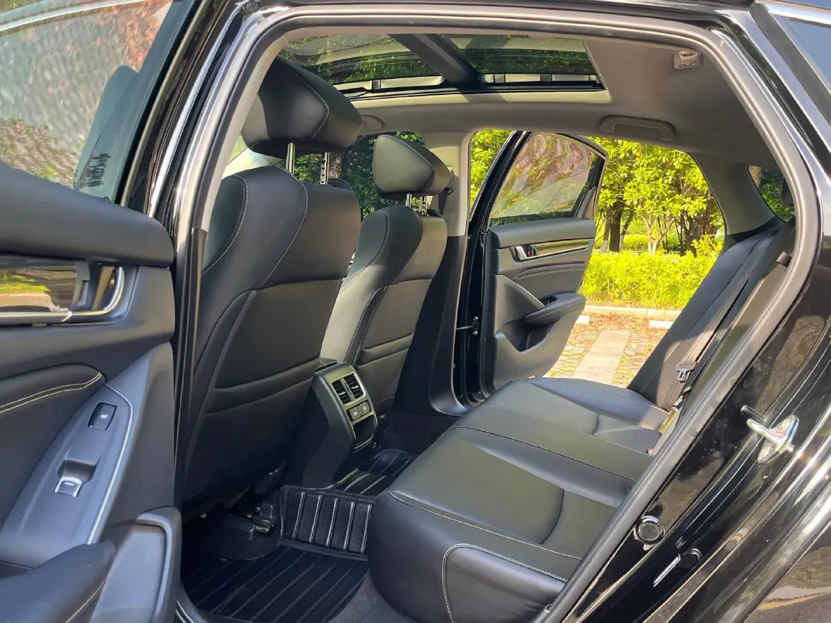 2022 Honda Accord 2.0L 146HP L4 E-CVT Hybrid,autocango,china used car exporter,china ev exporter,chinese used car exporter,chinese used ev exporter