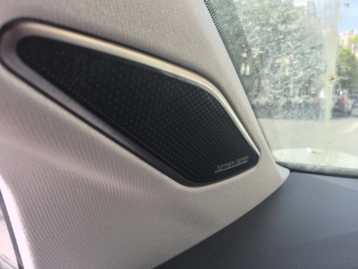 2022 Volkswagen Talagon 2.5T 299HP V6 7DCT,autocango,china used car exporter,china ev exporter,chinese used car exporter,chinese used ev exporter