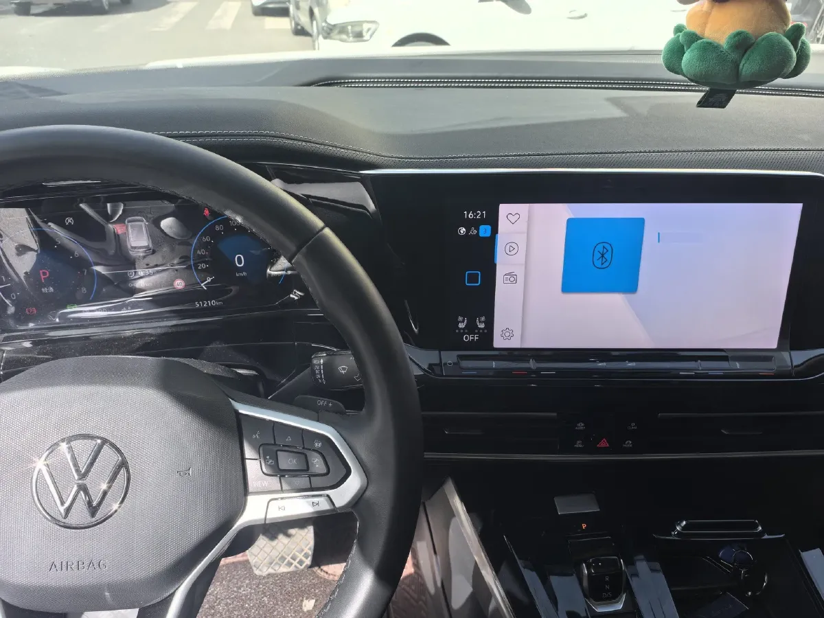 2022 Volkswagen Talagon 2.5T 299HP V6 7DCT,autocango,china used car exporter,china ev exporter,chinese used car exporter,chinese used ev exporter