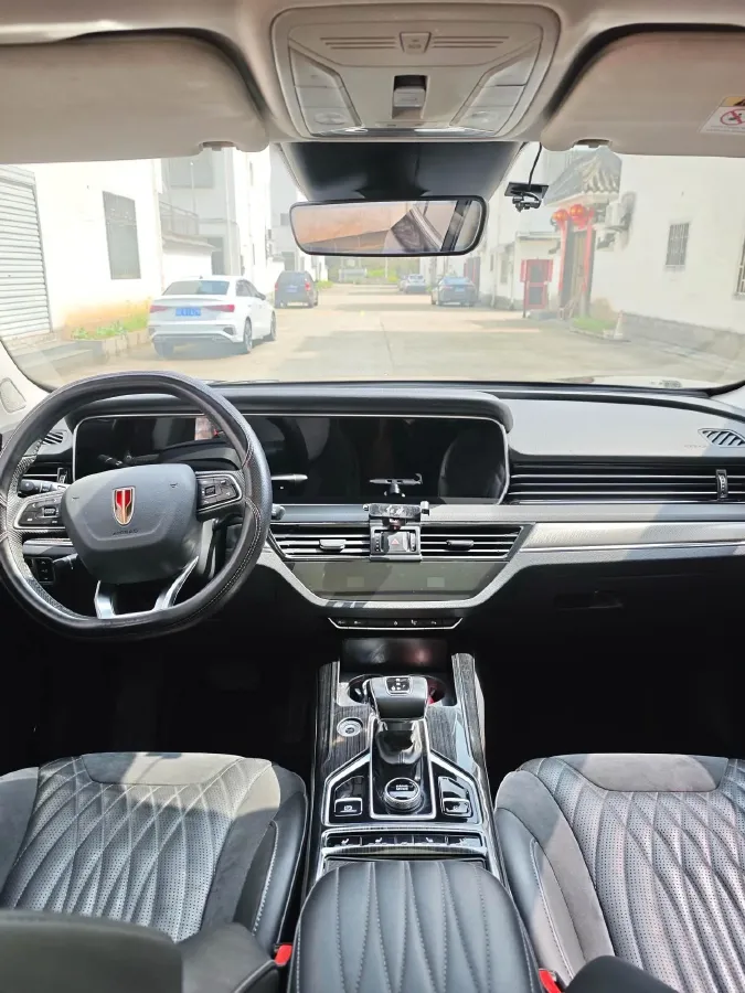 2019 HongQi HS5 2.0T 224HP L4 6AT,autocango,china used car exporter,china ev exporter,chinese used car exporter,chinese used ev exporter