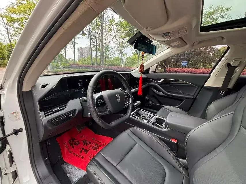 2023 Bestune B70 1.5T 169HP L4 7DCT,autocango,china used car exporter,china ev exporter,chinese used car exporter,chinese used ev exporter