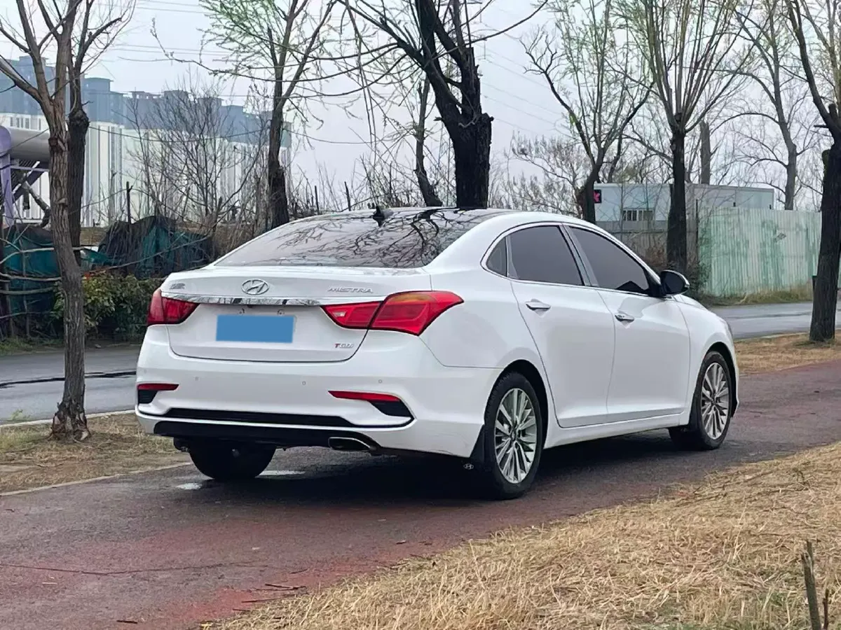 2017 Hyundai Mistra 1.6T 175HP L4 7DCT,autocango,china used car exporter,china ev exporter,chinese used car exporter,chinese used ev exporter