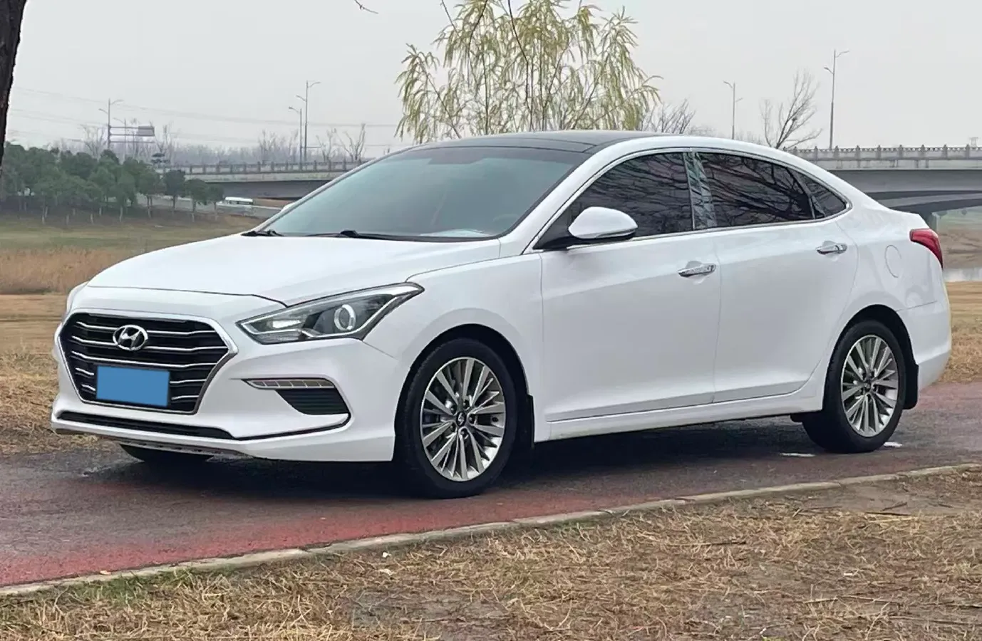 2017 Hyundai Mistra 1.6T 175HP L4 7DCT,autocango,china used car exporter,china ev exporter,chinese used car exporter,chinese used ev exporter