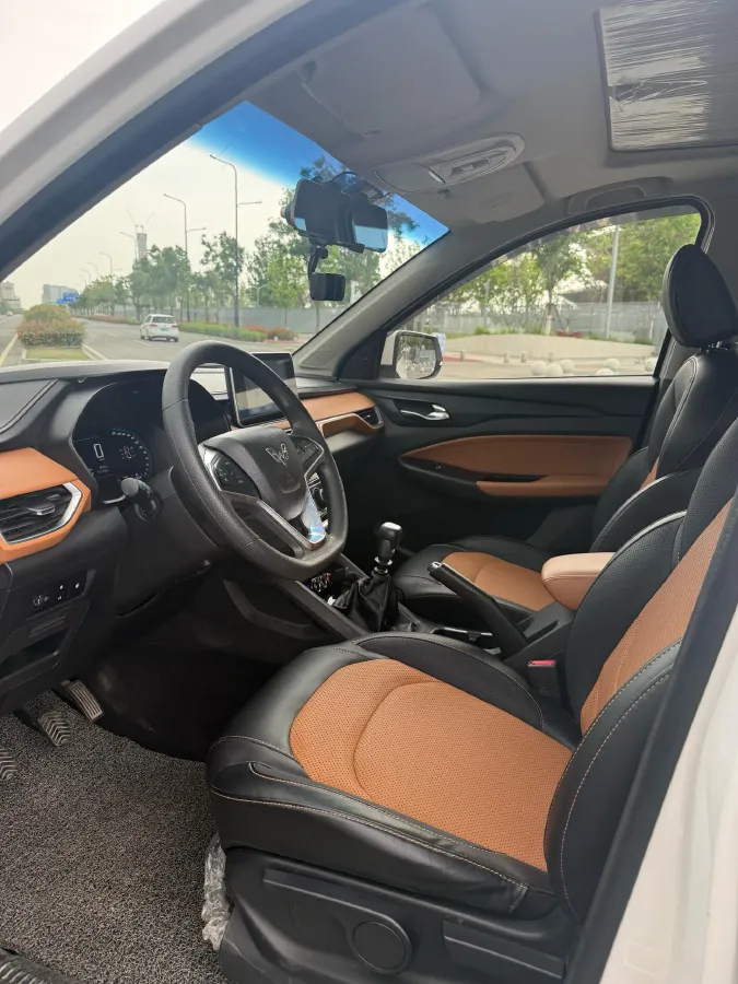 2018 WuLing HongGuang S3 1.5T 150HP L4 6MT,autocango,china used car exporter,china ev exporter,chinese used car exporter,chinese used ev exporter