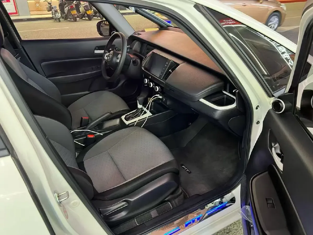 2022 Honda Fit 1.5L 131HP L4 CVT,autocango,china used car exporter,china ev exporter,chinese used car exporter,chinese used ev exporter