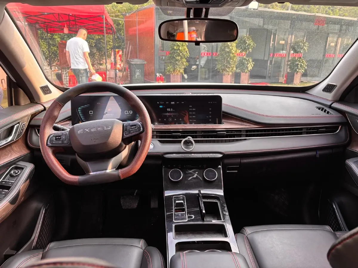 2020 Exceed LX 1.5T 156HP L4 CVT,autocango,china used car exporter,china ev exporter,chinese used car exporter,chinese used ev exporter