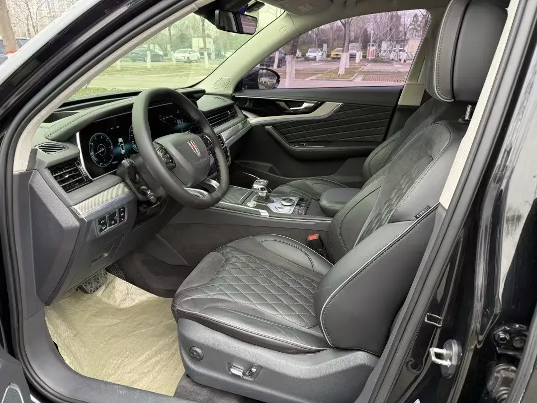 2019 HongQi HS5 2.0T 224HP L4 6AT,autocango,china used car exporter,china ev exporter,chinese used car exporter,chinese used ev exporter