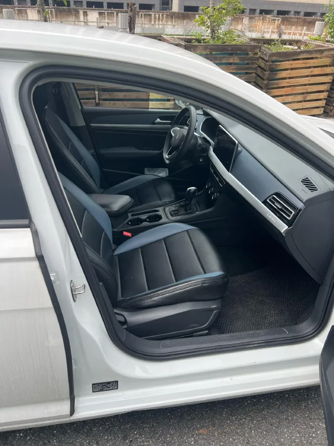 2024 Volkswagen Lavida 1.5L 110HP L4 6AT,autocango,china used car exporter,china ev exporter,chinese used car exporter,chinese used ev exporter