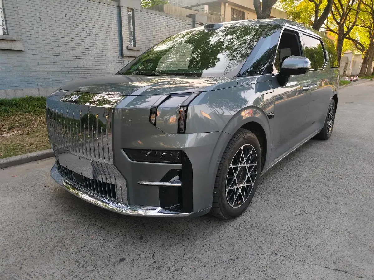 2024 Zeekr 009 BEV 108KWH,autocango,china used car exporter,china ev exporter,chinese used car exporter,chinese used ev exporter