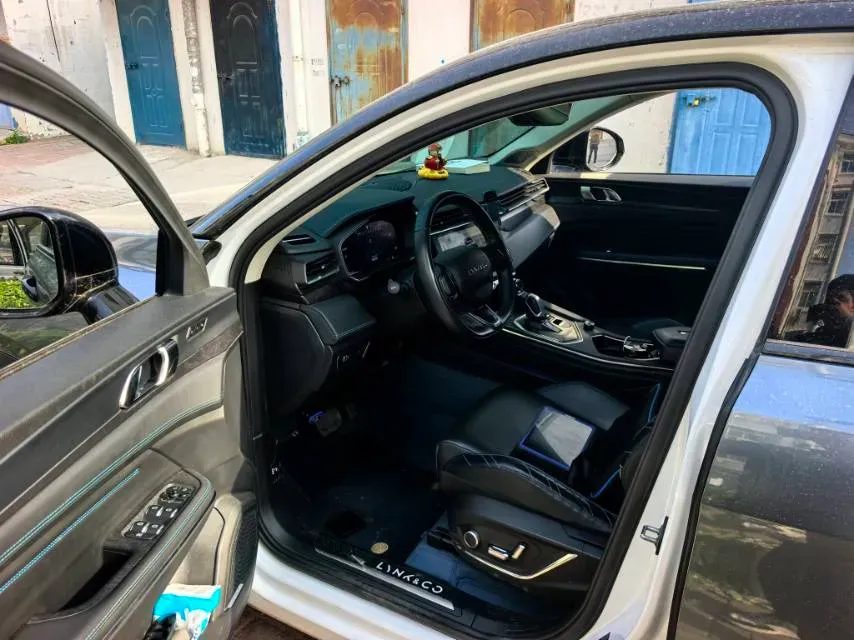 2020 LYNK&CO 05 2.0T 254HP L4 8AT,autocango,china used car exporter,china ev exporter,chinese used car exporter,chinese used ev exporter