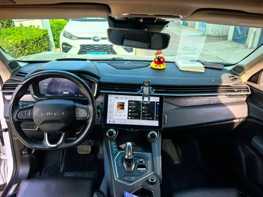 2020 LYNK&CO 05 2.0T 254HP L4 8AT,autocango,china used car exporter,china ev exporter,chinese used car exporter,chinese used ev exporter