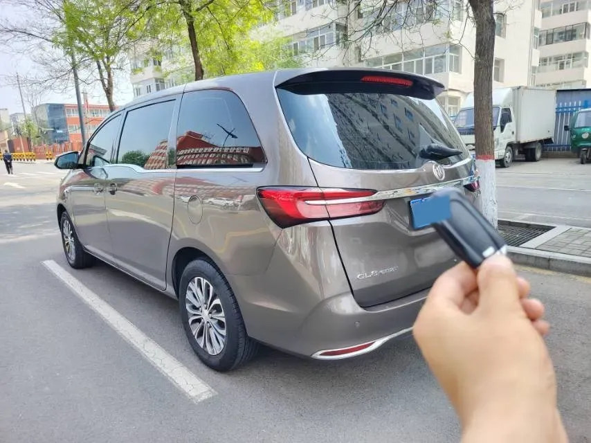 2022 Buick GL8 2.0T 237HP L4 9AT,autocango,china used car exporter,china ev exporter,chinese used car exporter,chinese used ev exporter