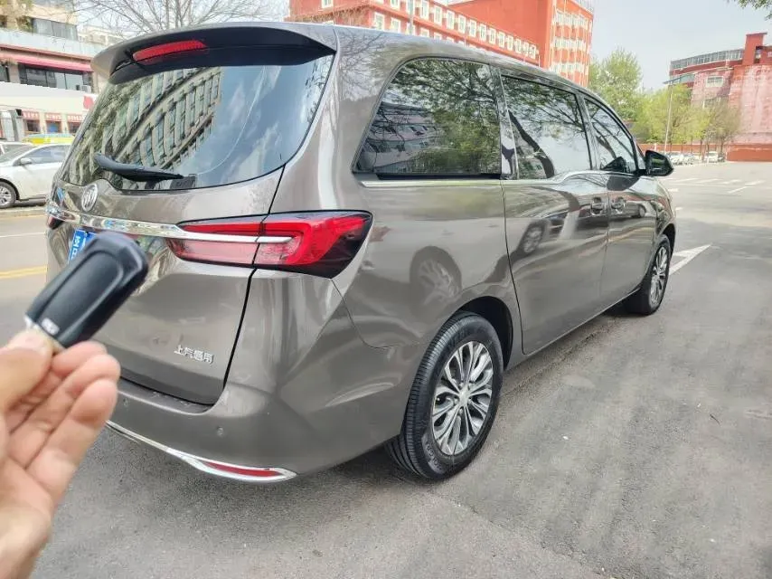 2022 Buick GL8 2.0T 237HP L4 9AT,autocango,china used car exporter,china ev exporter,chinese used car exporter,chinese used ev exporter