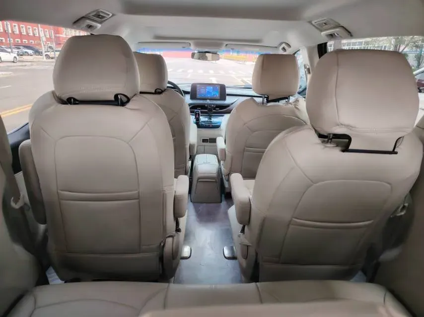 2022 Buick GL8 2.0T 237HP L4 9AT,autocango,china used car exporter,china ev exporter,chinese used car exporter,chinese used ev exporter